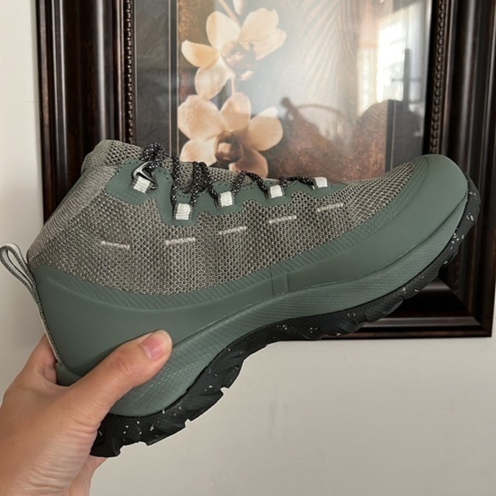 NWT REI Co-op Flash Hiking Boots Women's Dusty Olive/Gray - Picture 1 of 7